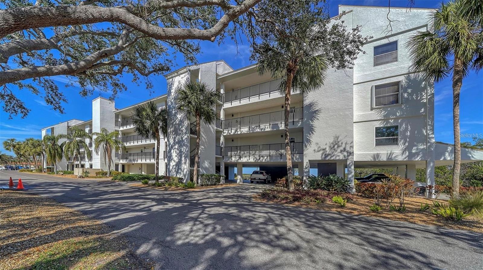 Image 2 of 61 For 4600 Gulf Of Mexico Drive 206