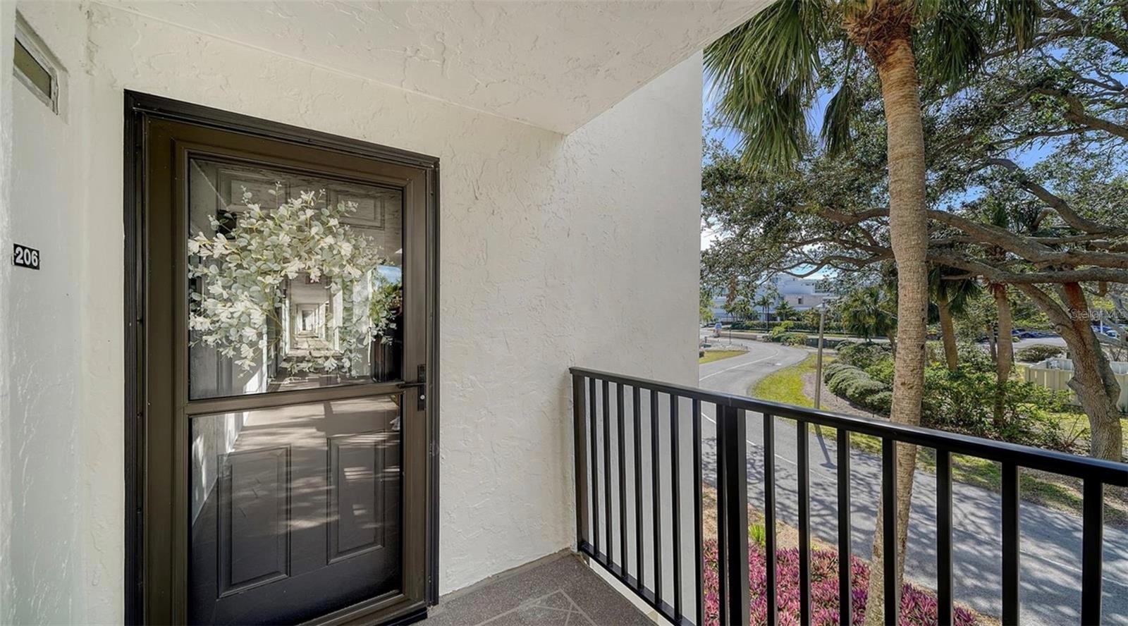 Image 5 of 61 For 4600 Gulf Of Mexico Drive 206