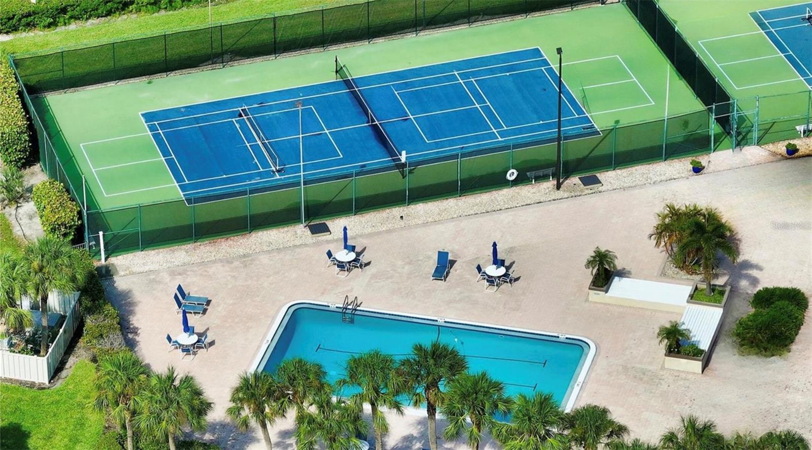 Image 50 of 61 For 4600 Gulf Of Mexico Drive 206