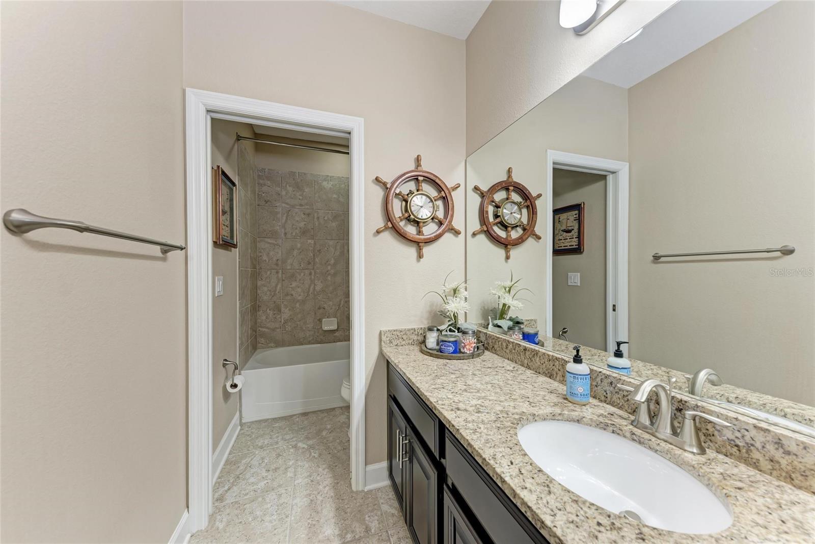 Image 32 of 62 For 8342 Nandina Drive