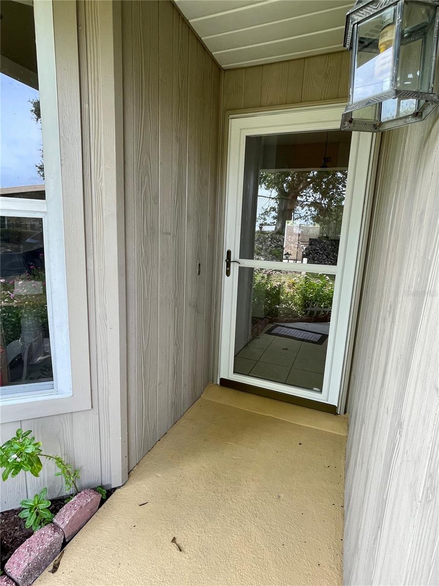 Image 4 of 31 For 5608 37th Street E