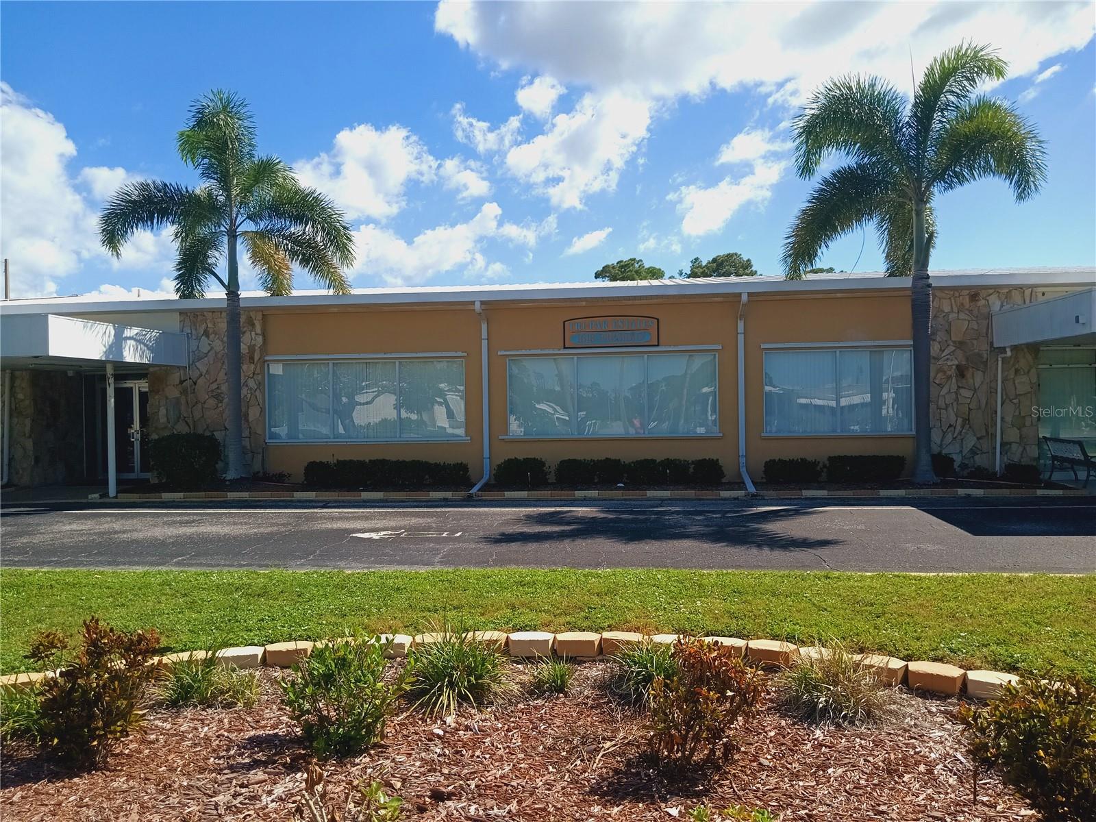 Image 65 of 71 For 5007 Boca Raton Avenue