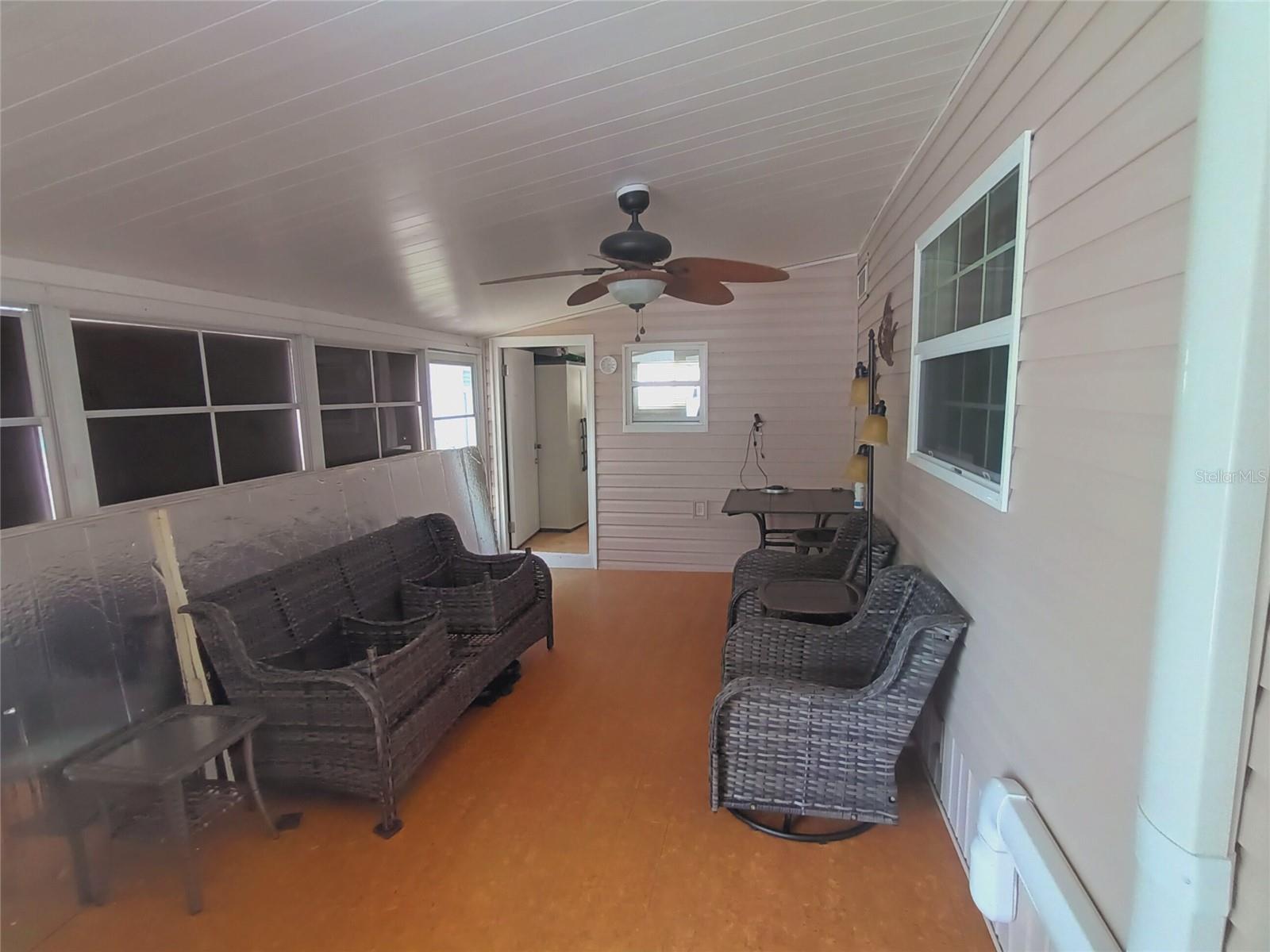 Image 7 of 71 For 5007 Boca Raton Avenue