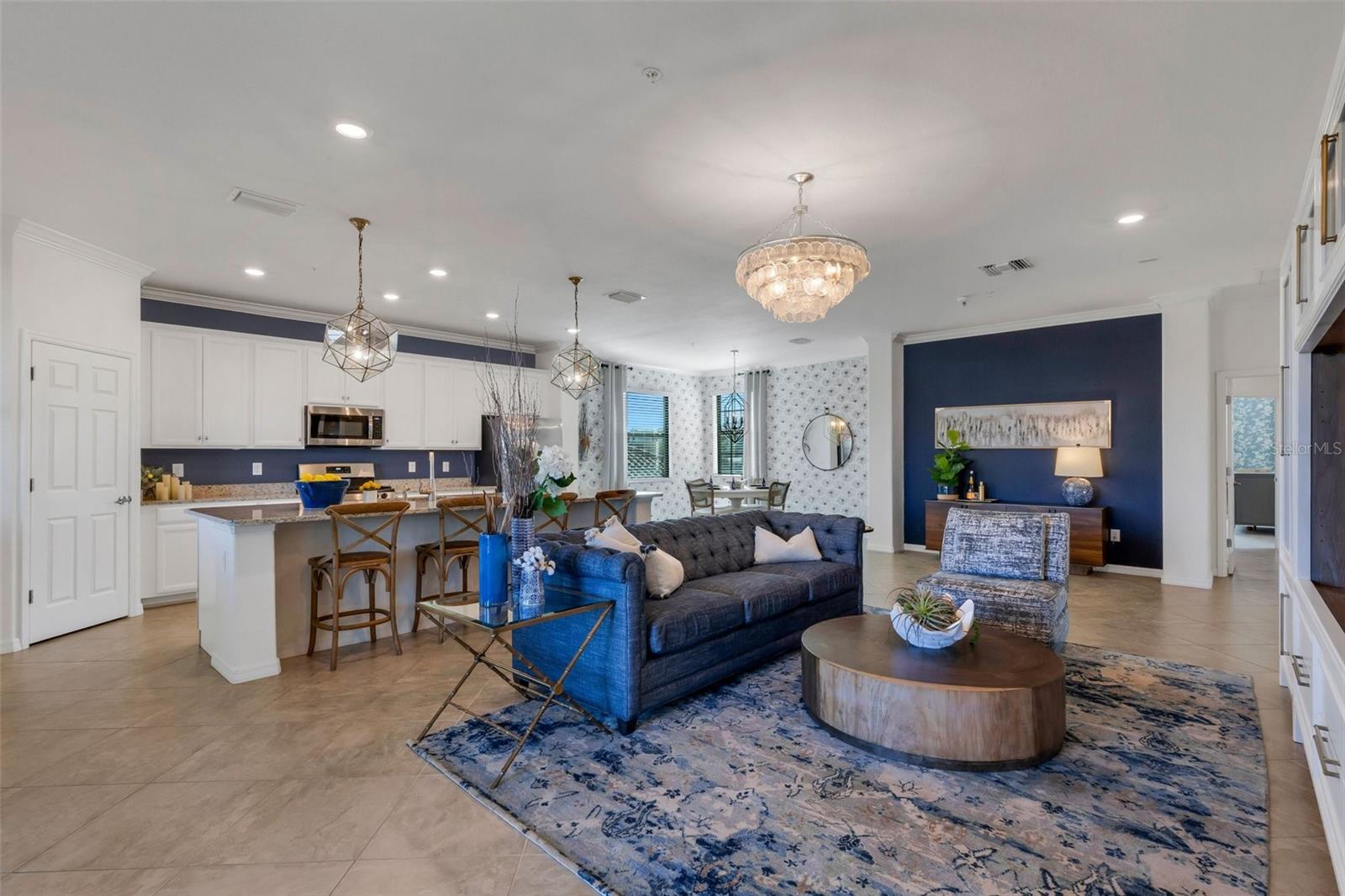 Image 11 of 54 For 17607 Gawthrop Drive 103