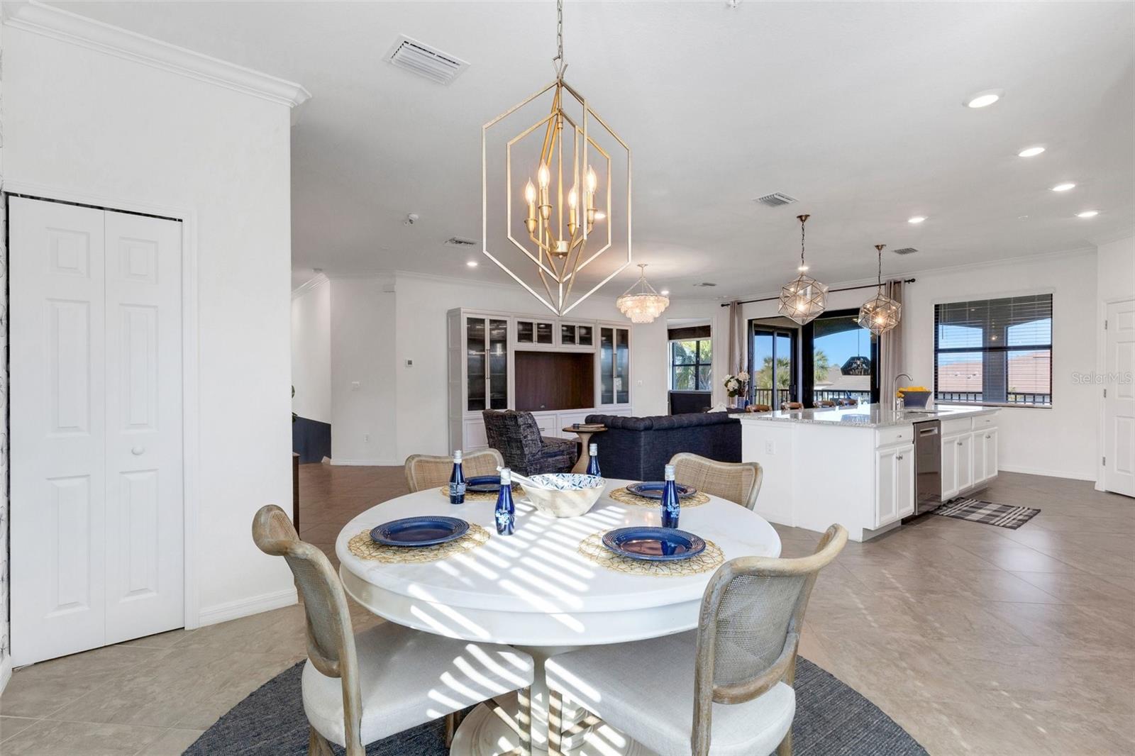 Image 15 of 54 For 17607 Gawthrop Drive 103