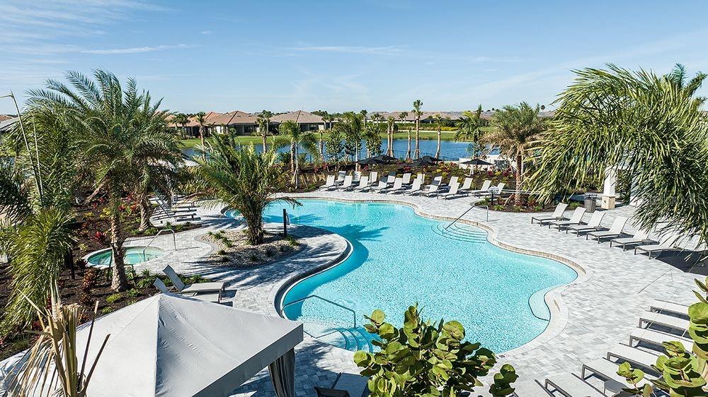 Image 44 of 61 For 7720 Blue Moon Run