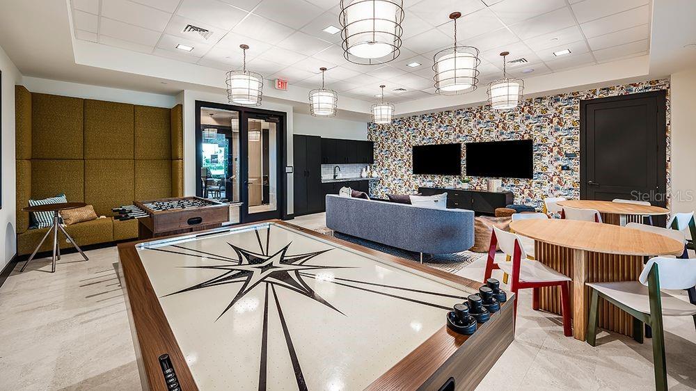 Image 55 of 61 For 7720 Blue Moon Run