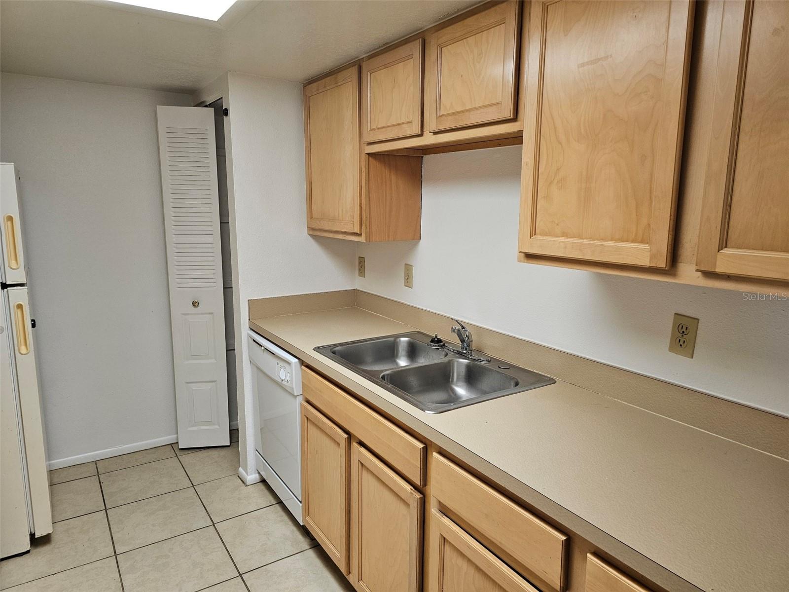 Image 5 of 21 For 5400 26th Street W F97