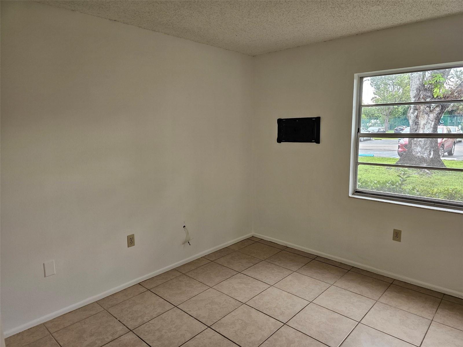 Image 7 of 21 For 5400 26th Street W F97