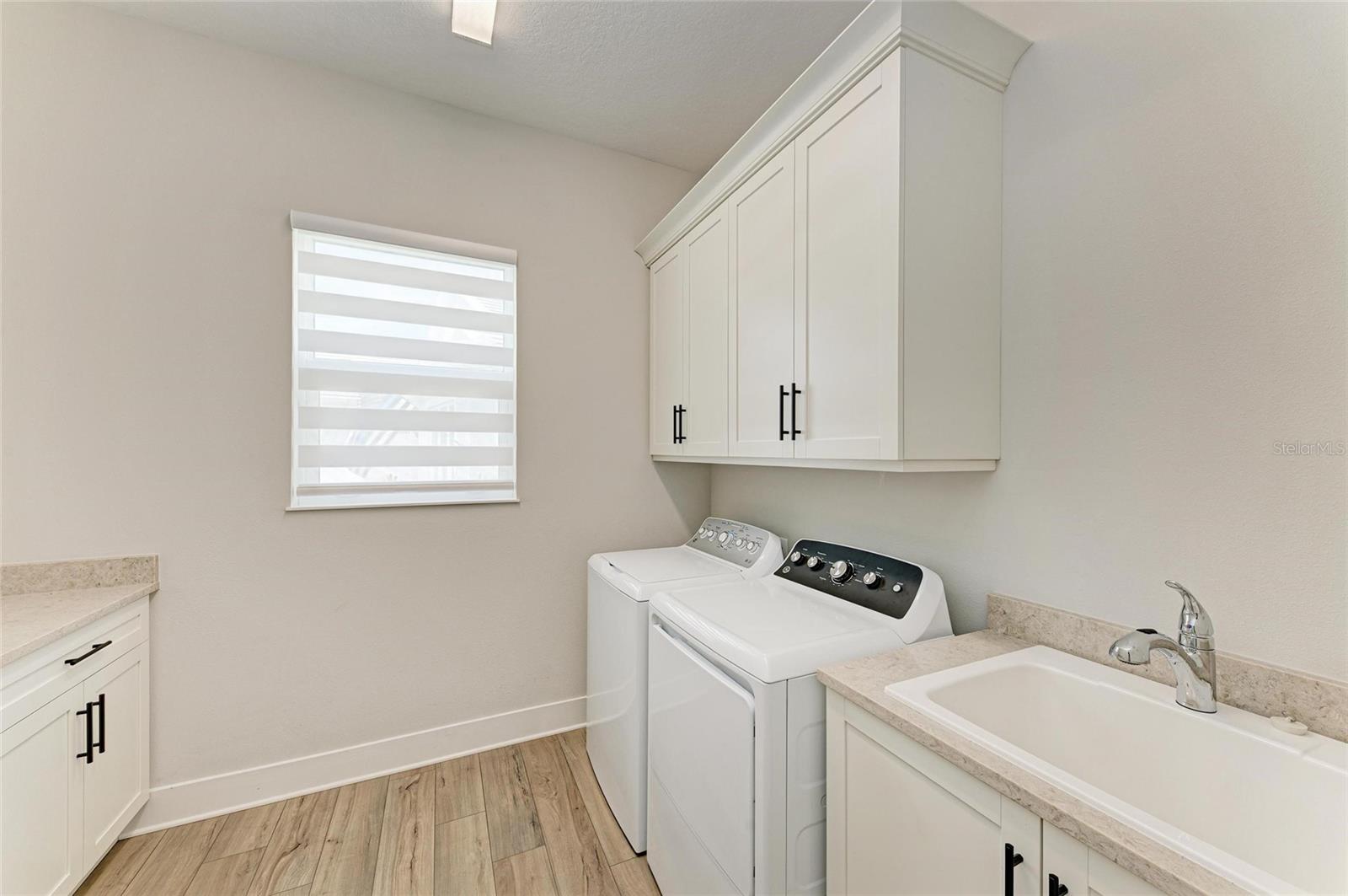Image 46 of 82 For 990 Seascape Place
