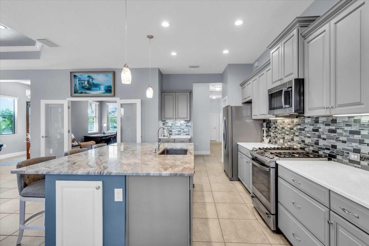 Image 16 of 72 For 26777 Weiskopf Drive