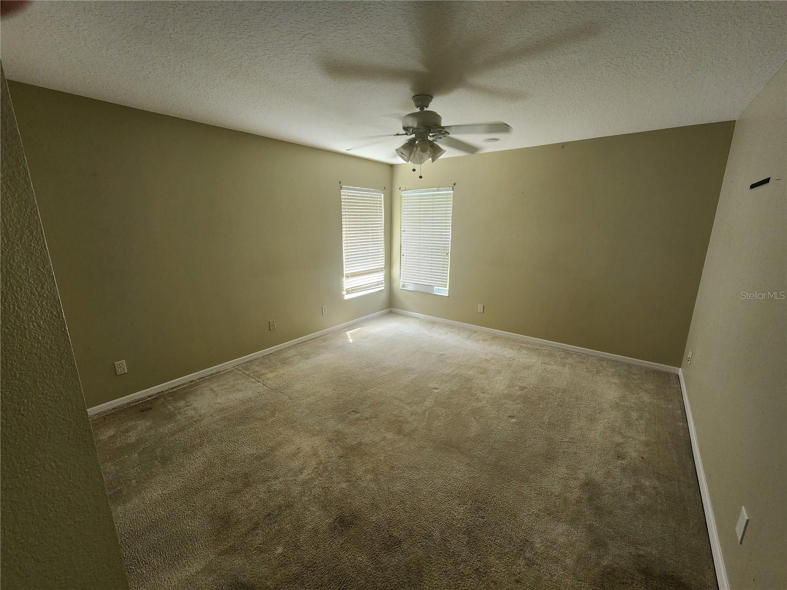Image 10 of 14 For 6803 34th Avenue E