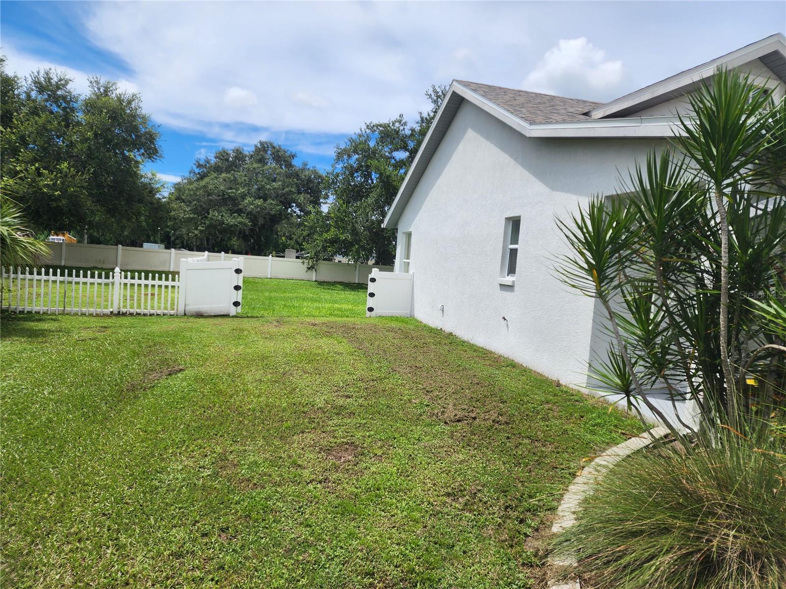 Image 2 of 14 For 6803 34th Avenue E