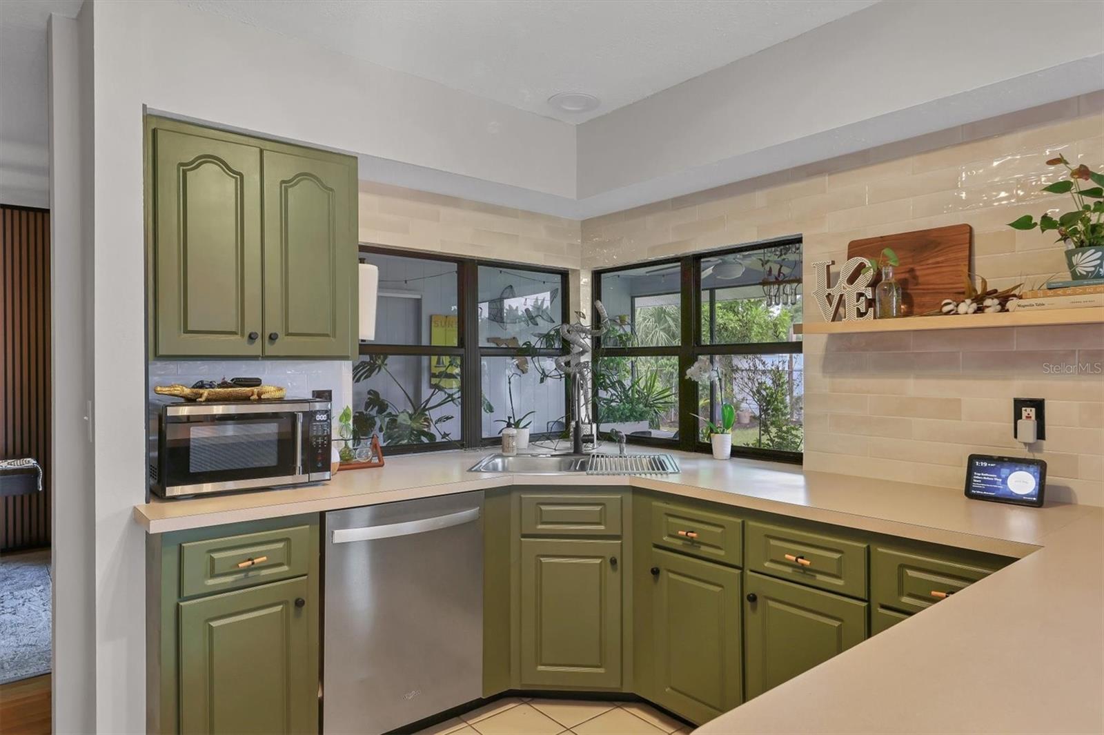 Image 14 of 42 For 7205 Alderwood Drive