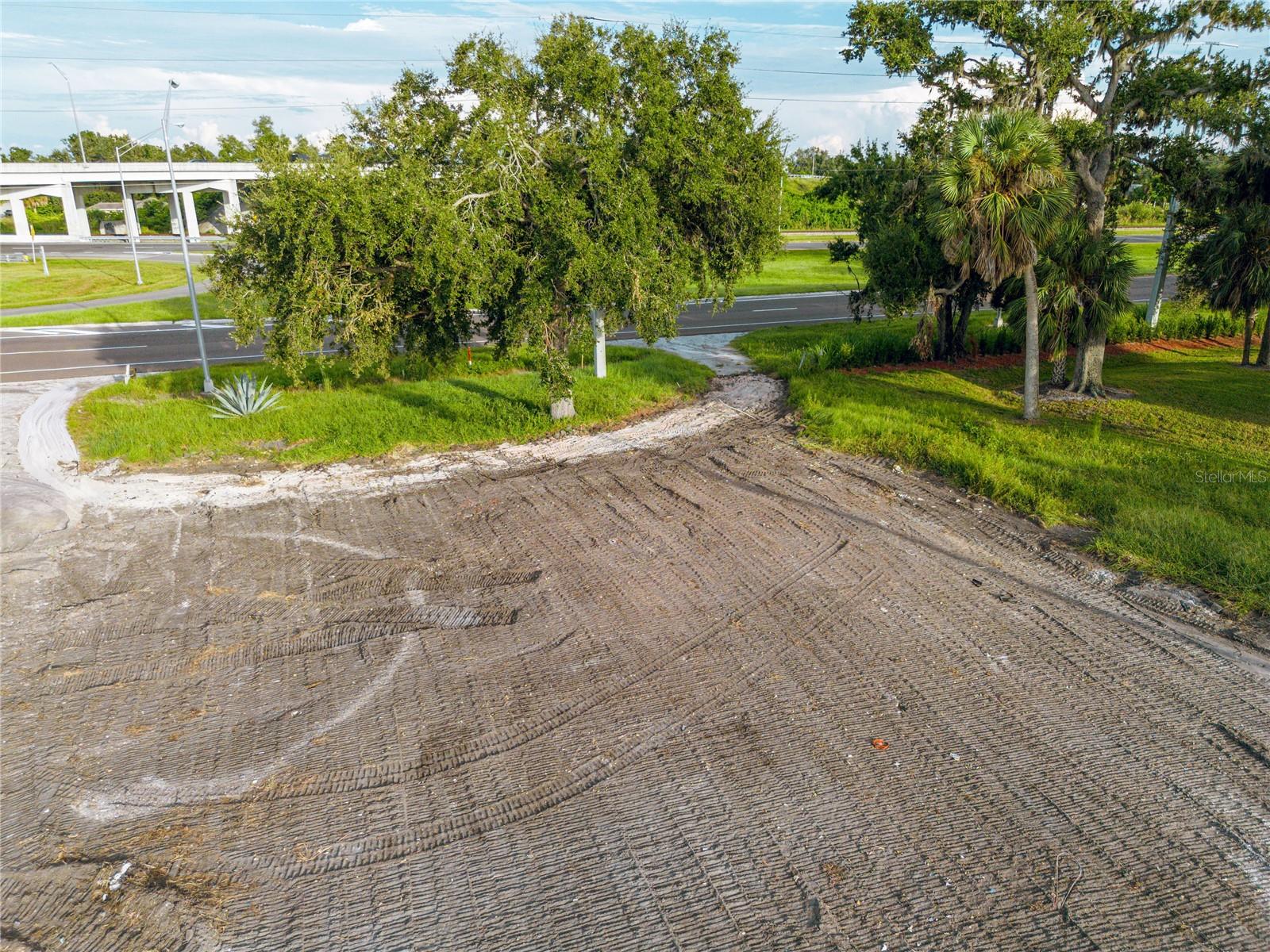 Image 14 of 16 For 2815 Us-41 N