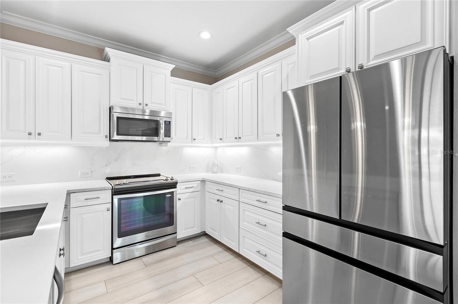 Image 11 of 50 For 8142 Miramar Way 8142