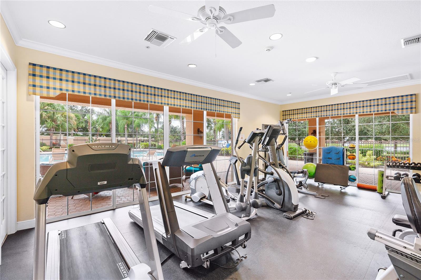 Image 41 of 50 For 8142 Miramar Way 8142