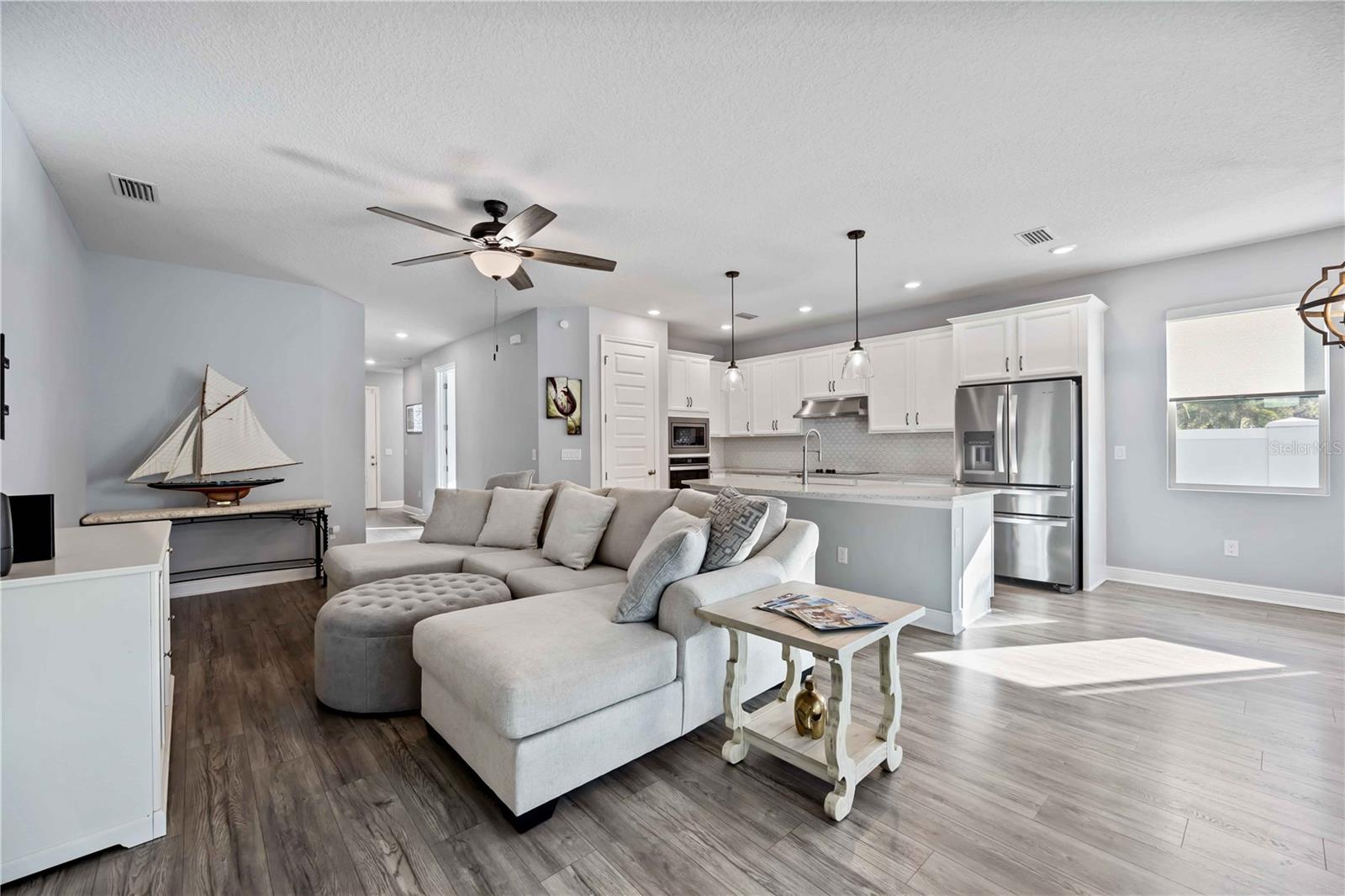 Image 12 of 65 For 3926 Sunshine Pine Avenue