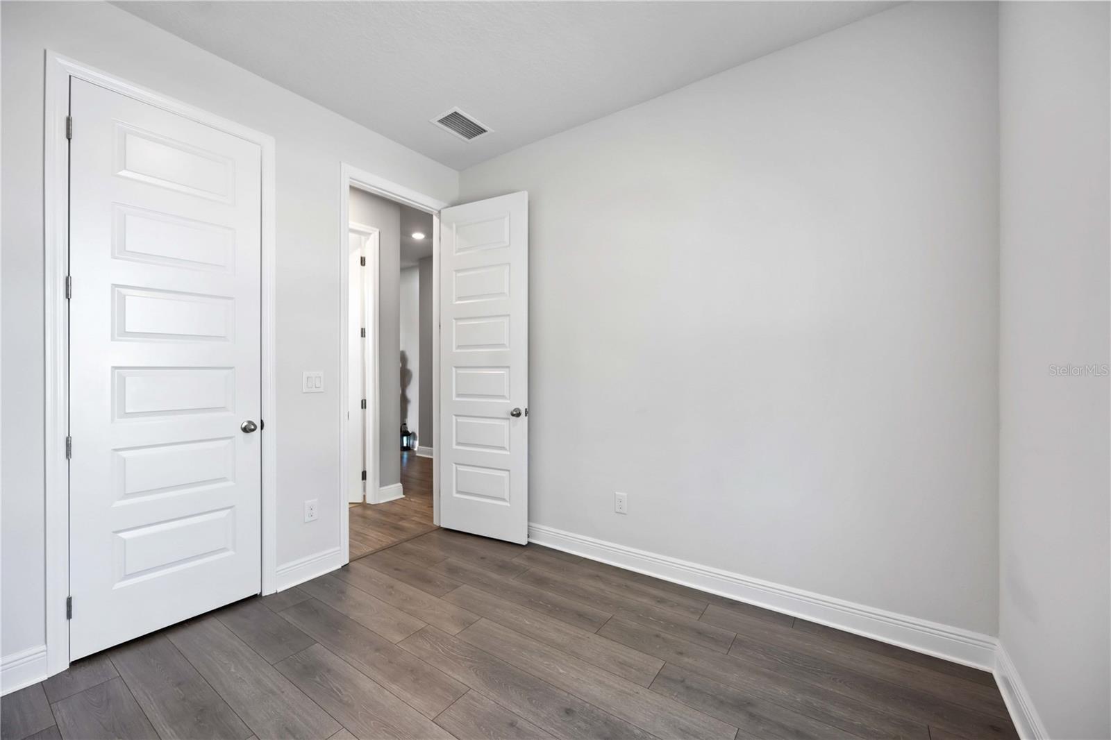 Image 35 of 65 For 3926 Sunshine Pine Avenue