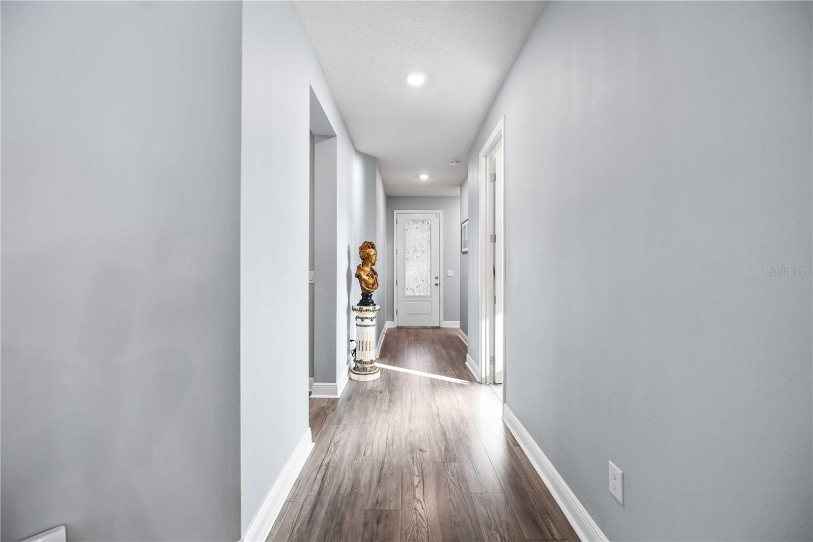 Image 7 of 65 For 3926 Sunshine Pine Avenue