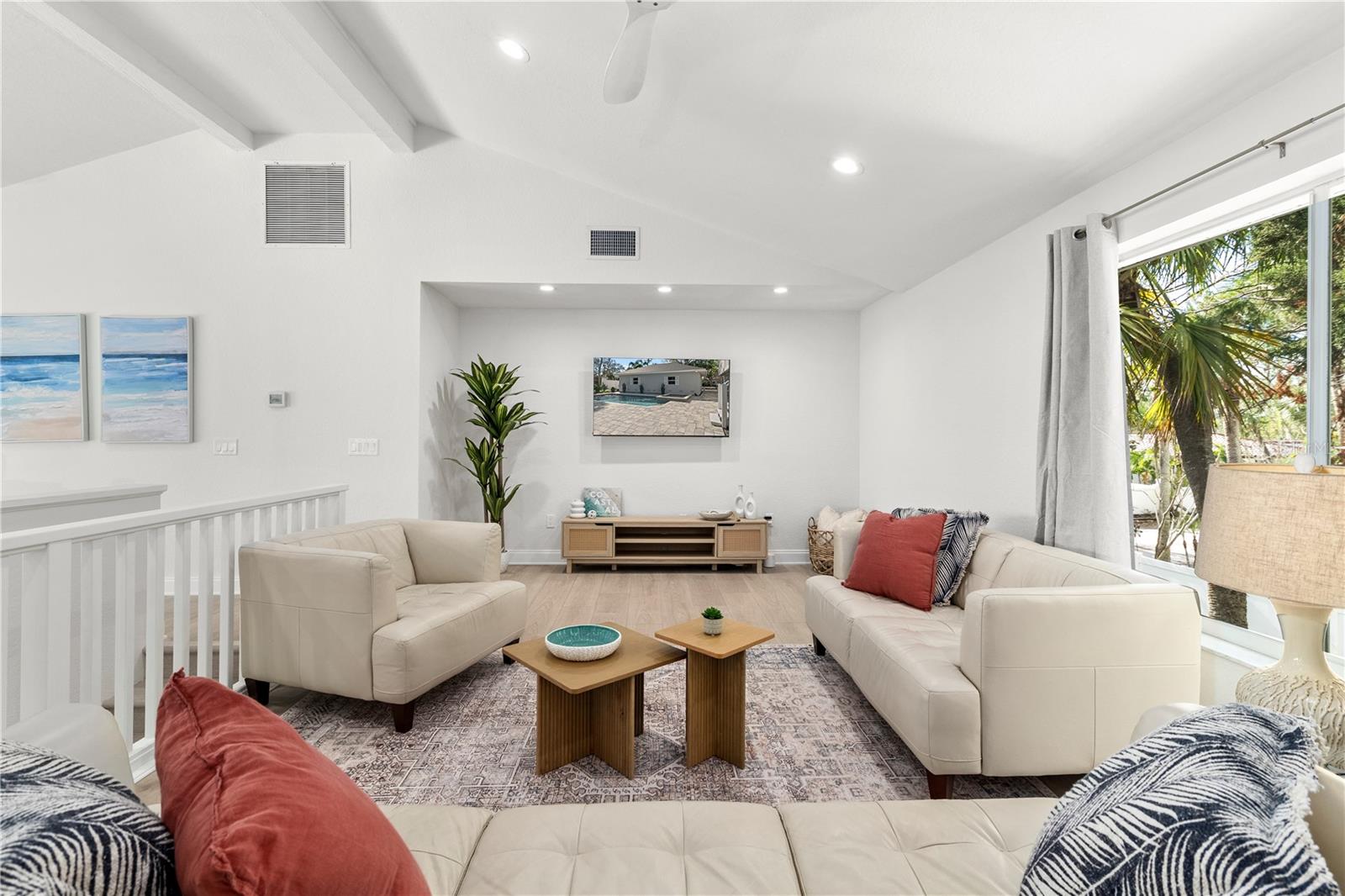 Image 11 of 63 For 185 Faubel Street