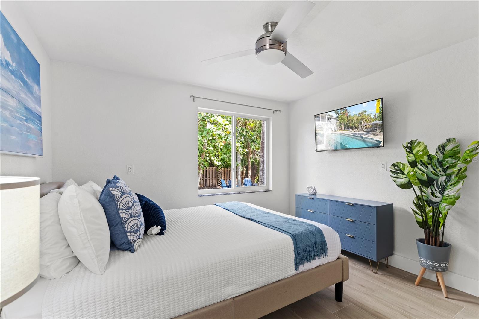 Image 33 of 63 For 185 Faubel Street