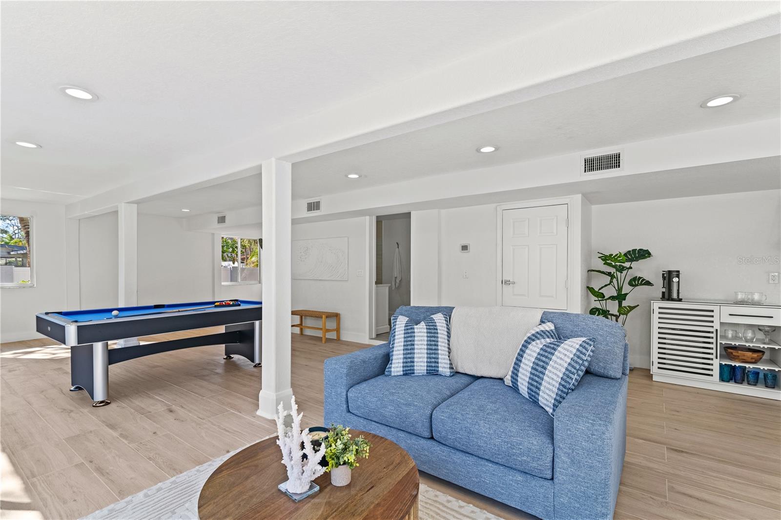 Image 45 of 63 For 185 Faubel Street