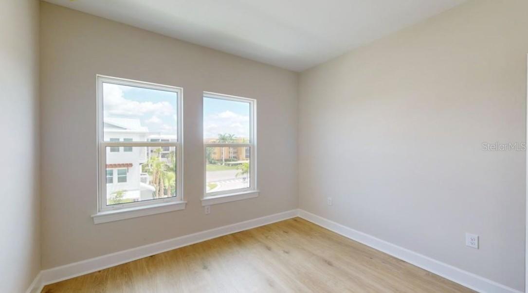Image 21 of 27 For 1624 Compass Pointe Court 201