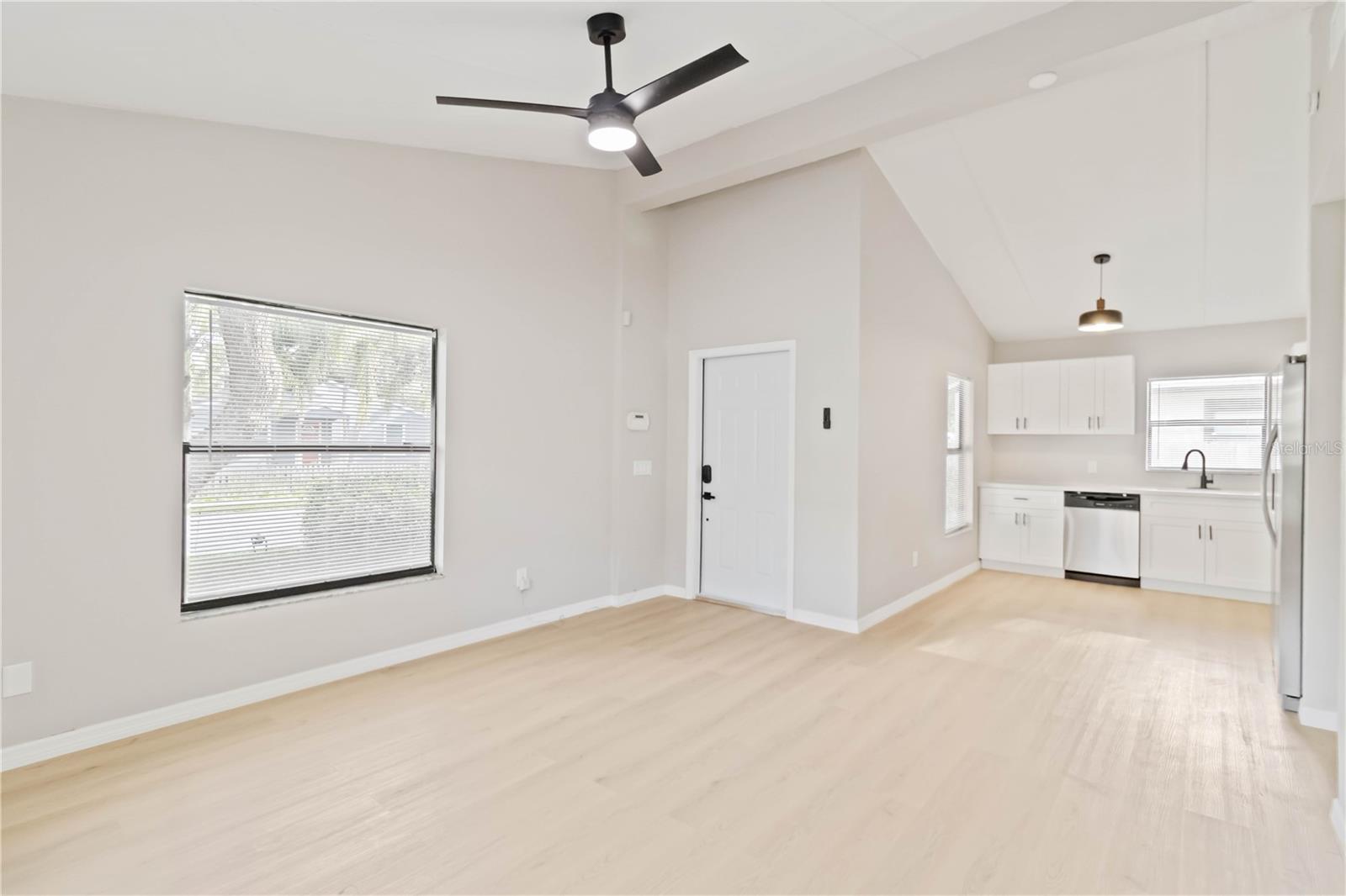 Image 10 of 34 For 1368 21st Street