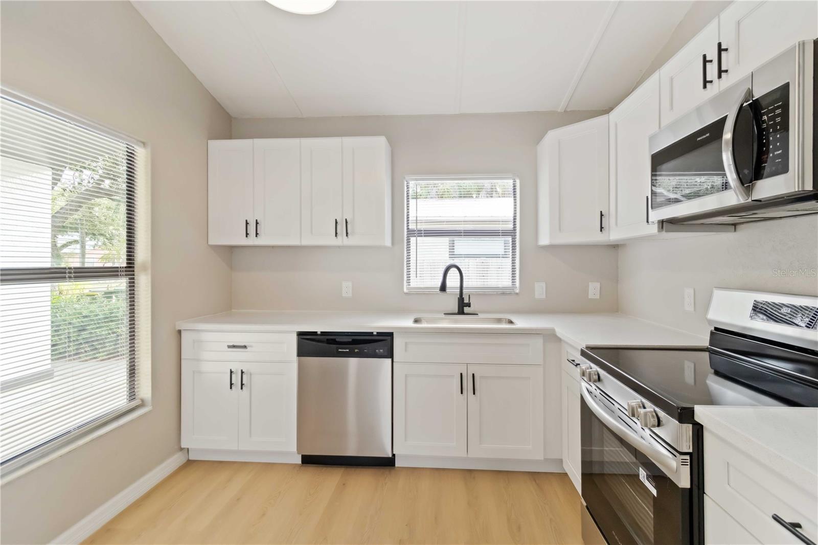 Image 13 of 34 For 1368 21st Street