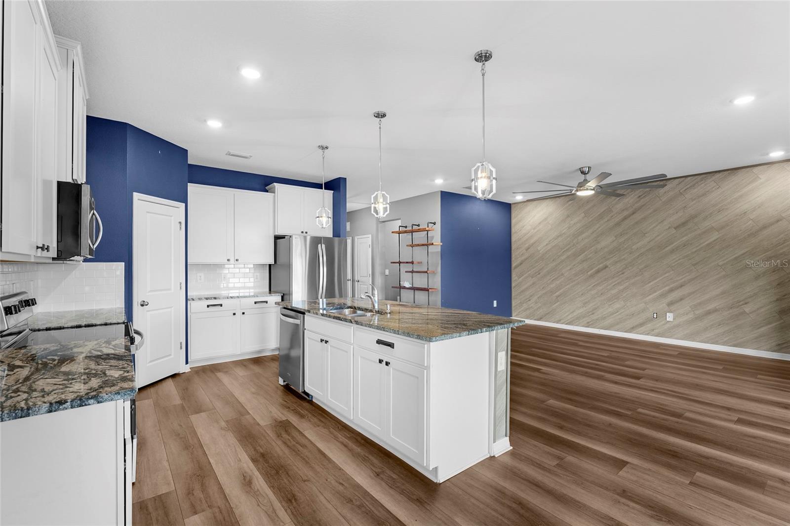 Image 8 of 54 For 12600 Night View Drive