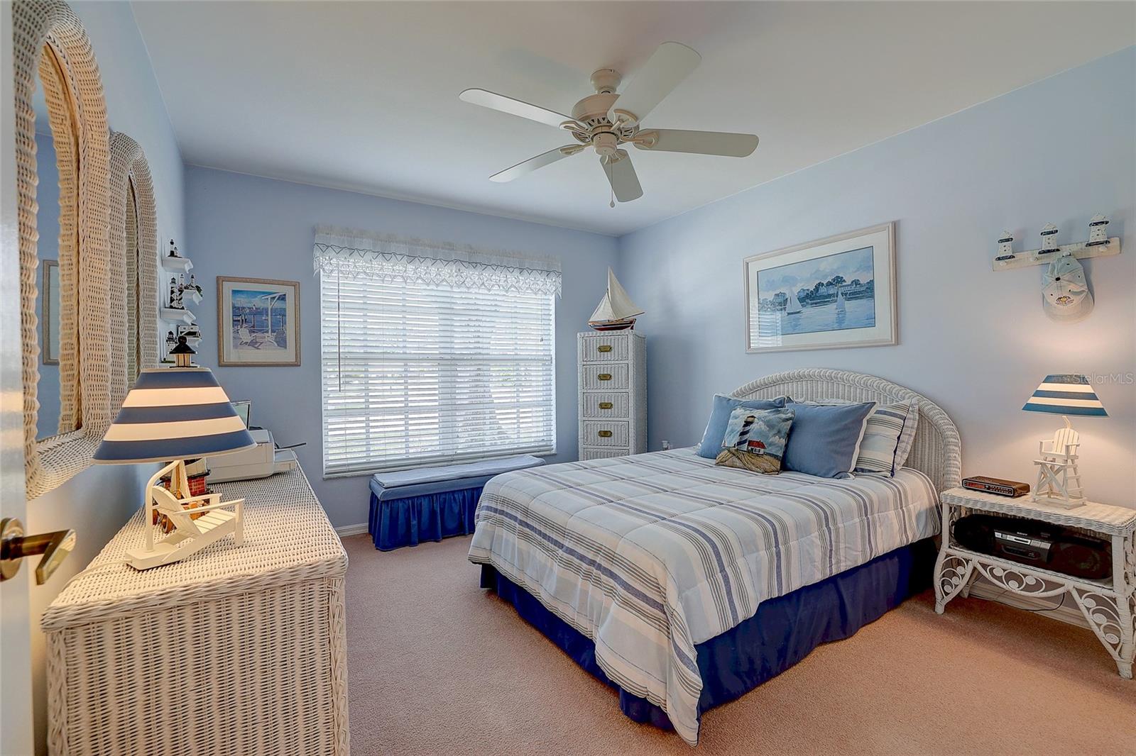 Image 15 of 30 For 4443 Del Sol Boulevard S