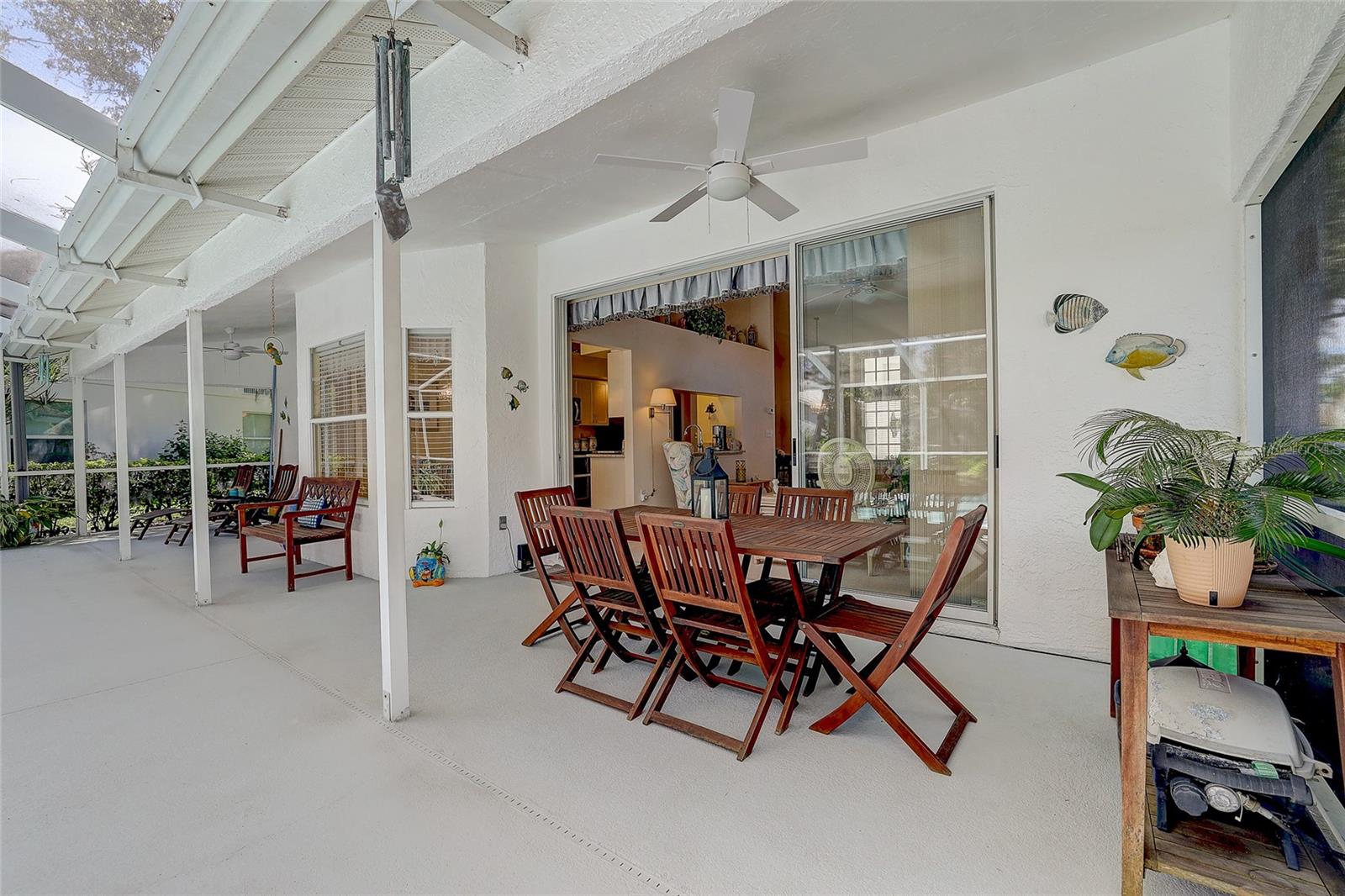 Image 20 of 30 For 4443 Del Sol Boulevard S