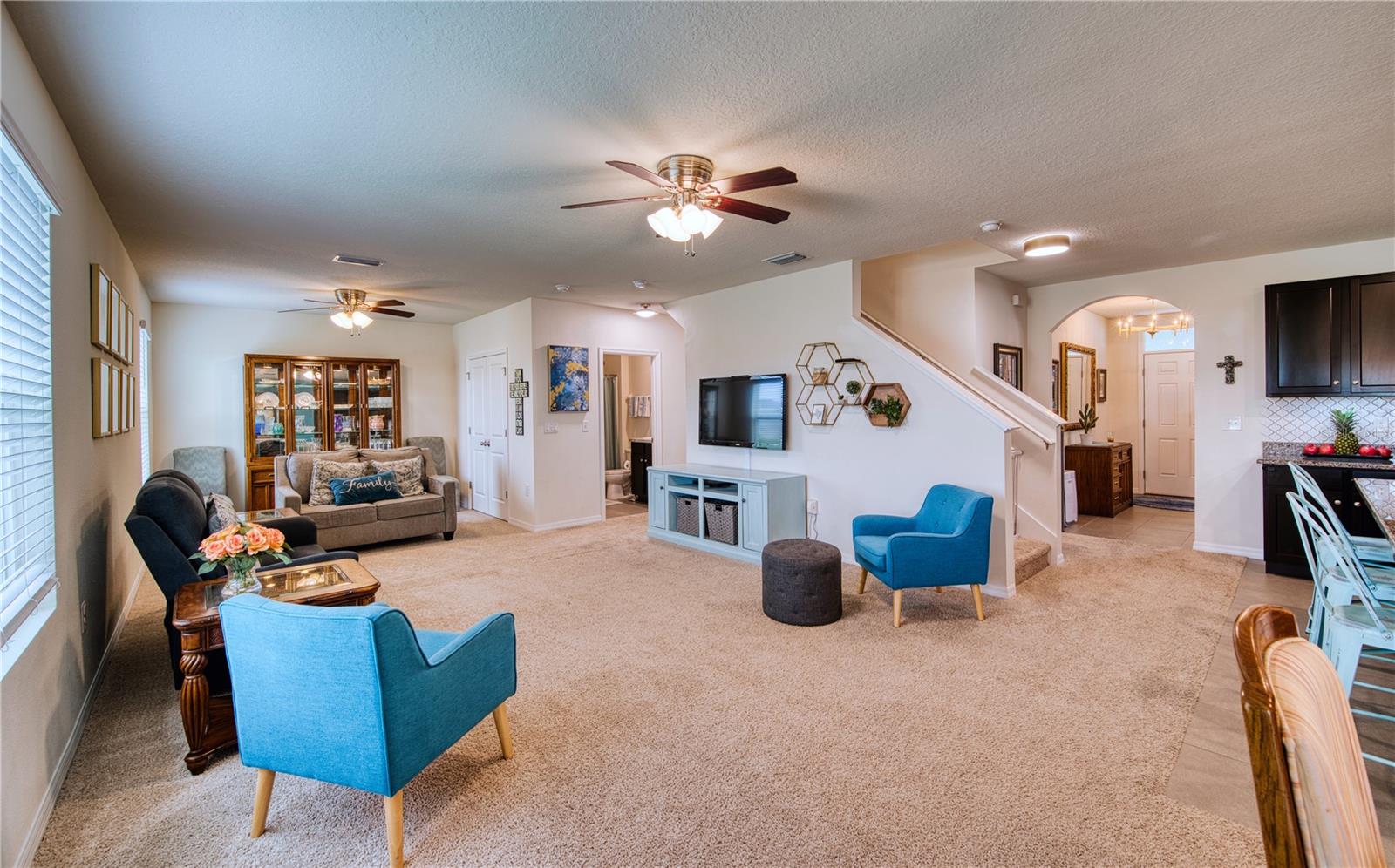 Image 14 of 56 For 16705 Southern Oaks Trail