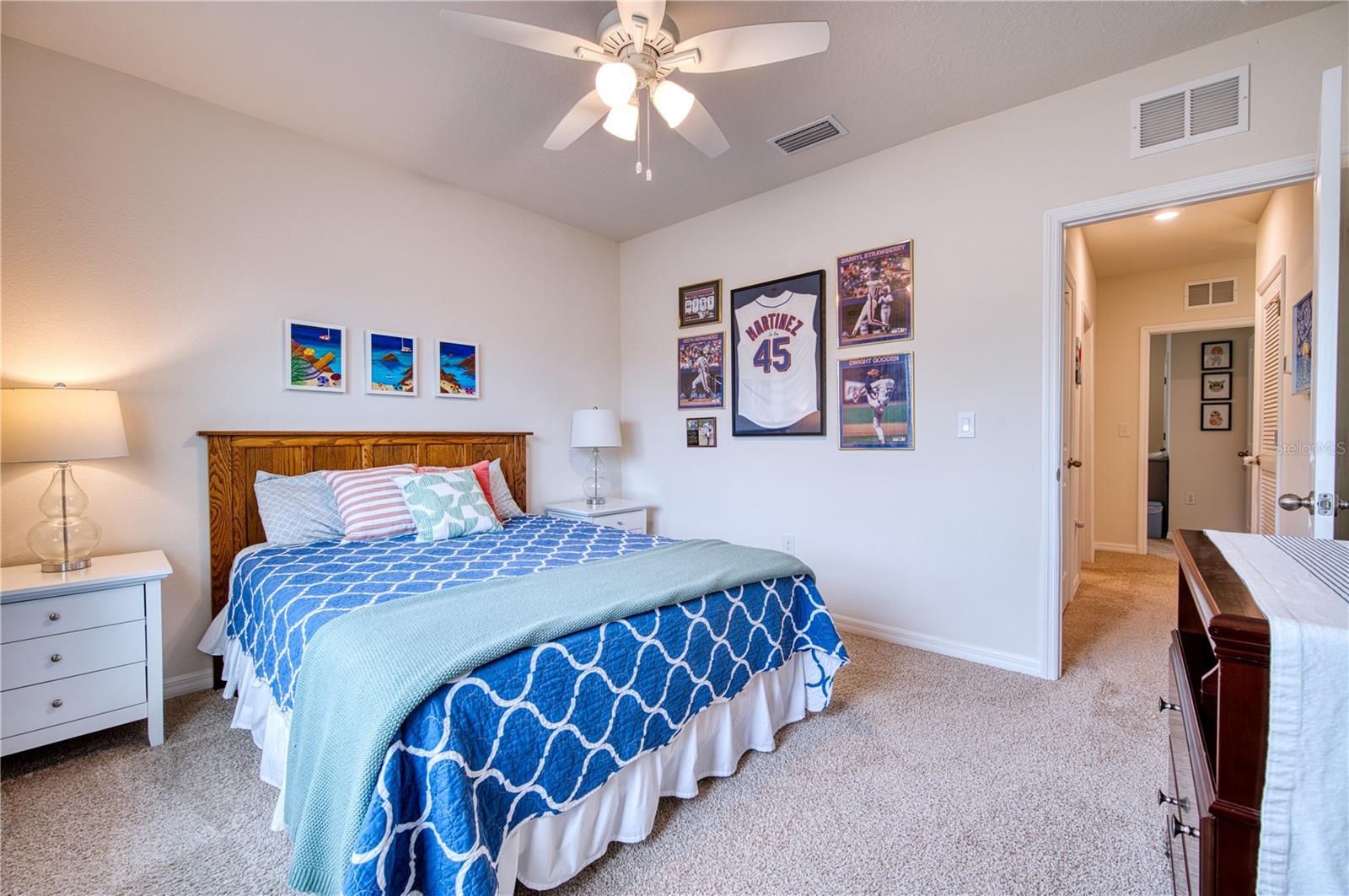 Image 22 of 56 For 16705 Southern Oaks Trail