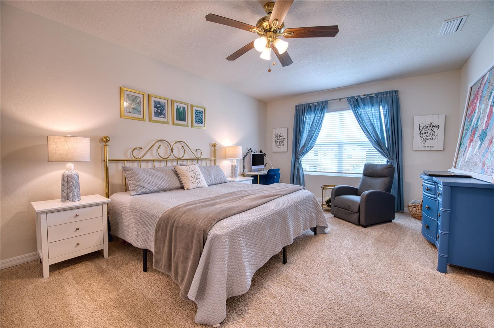 Image 26 of 56 For 16705 Southern Oaks Trail