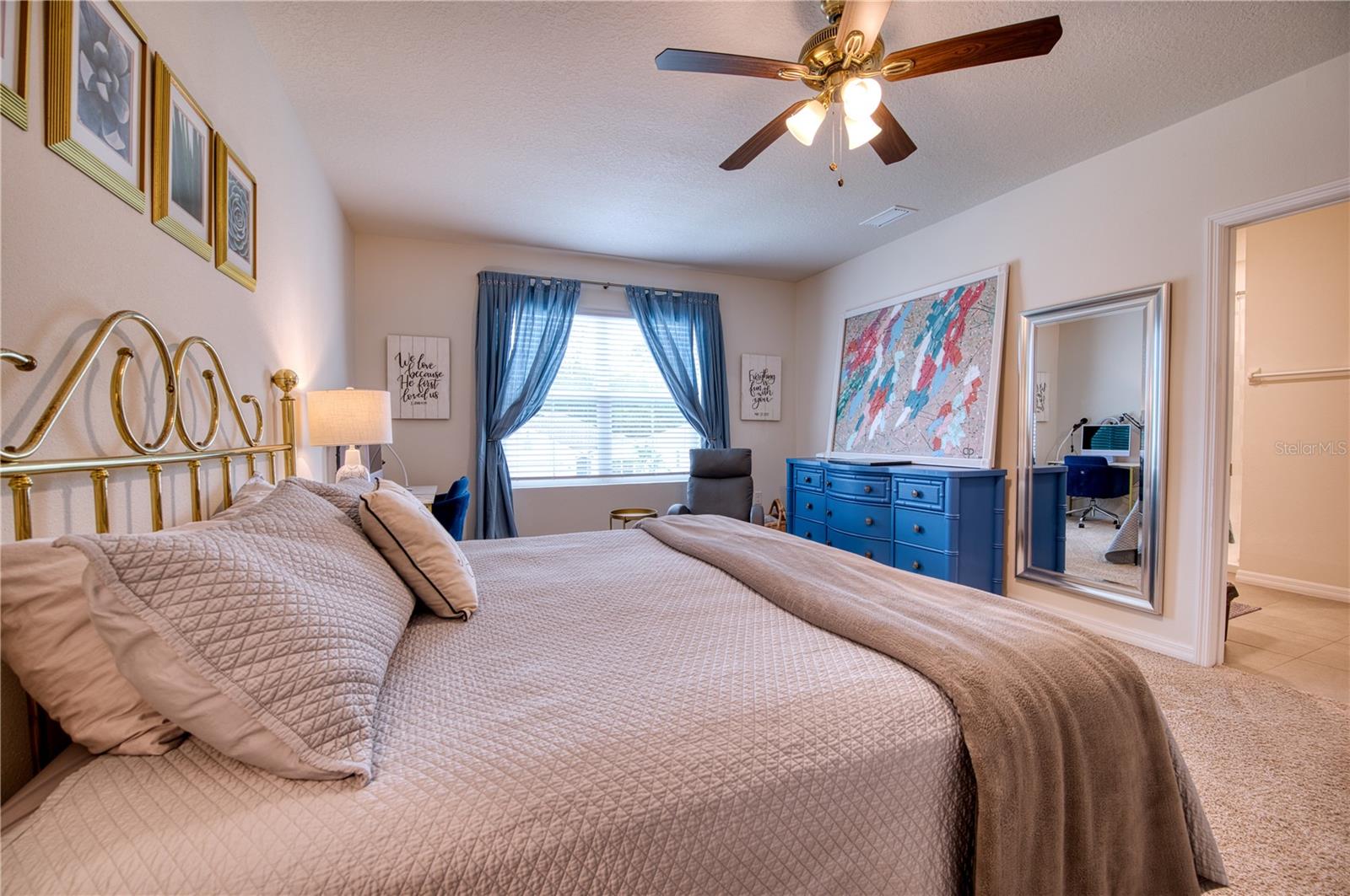 Image 27 of 56 For 16705 Southern Oaks Trail