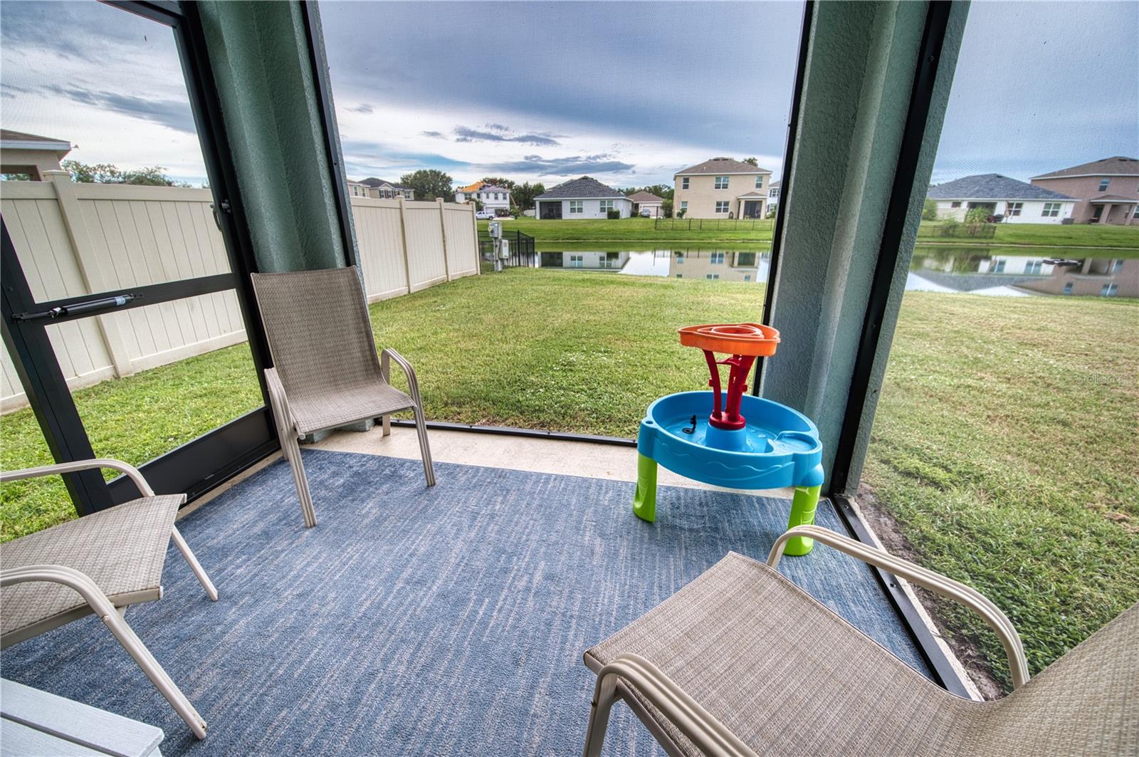 Image 41 of 56 For 16705 Southern Oaks Trail