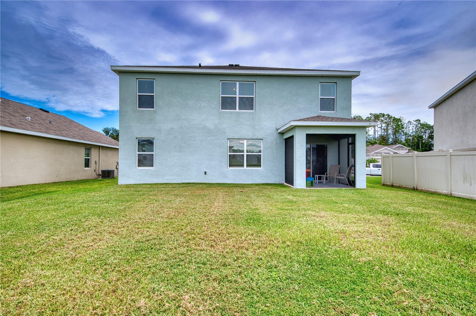 Image 45 of 56 For 16705 Southern Oaks Trail