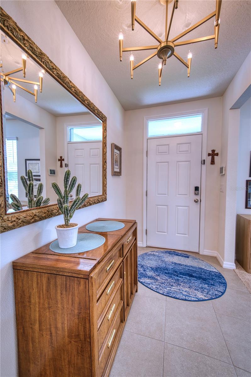 Image 5 of 56 For 16705 Southern Oaks Trail