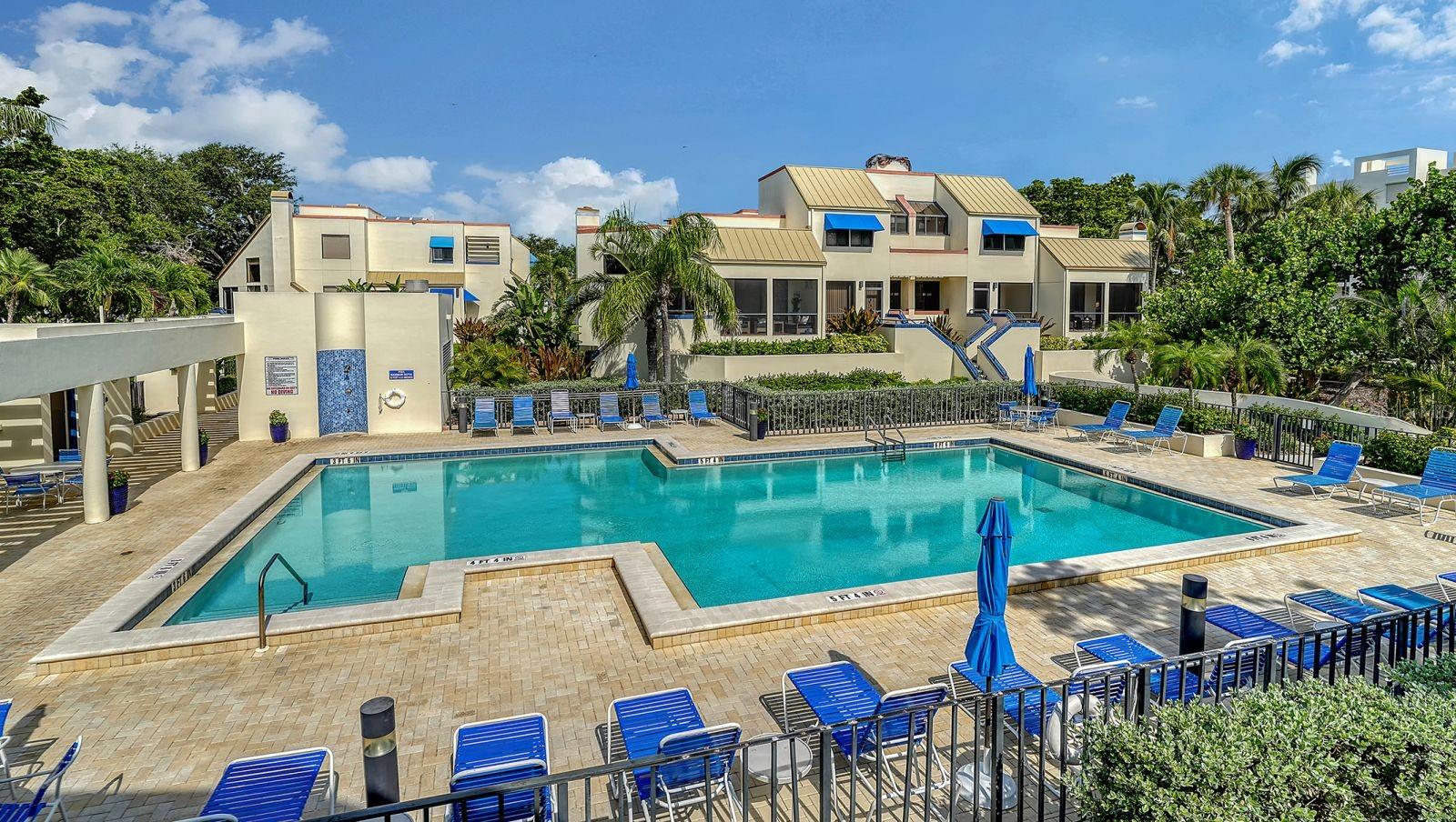 Image 12 of 80 For 1922 Harbourside Drive 1104