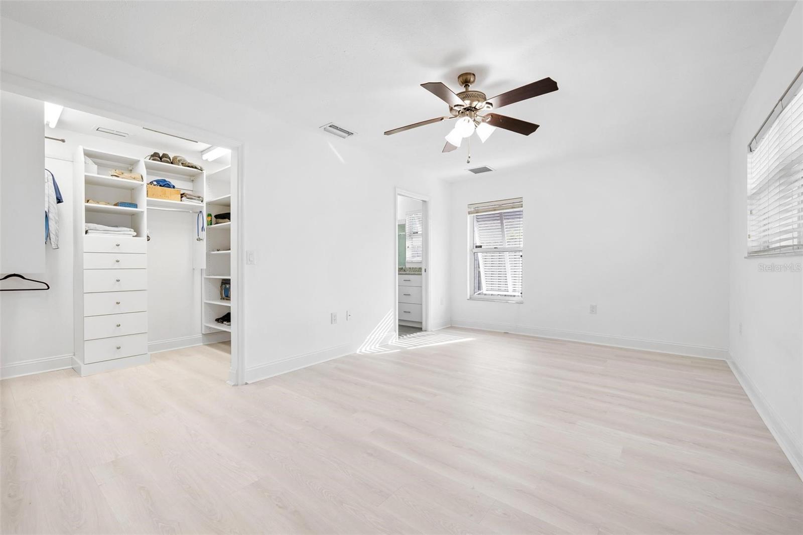 Image 11 of 24 For 6315 4th Avenue Nw