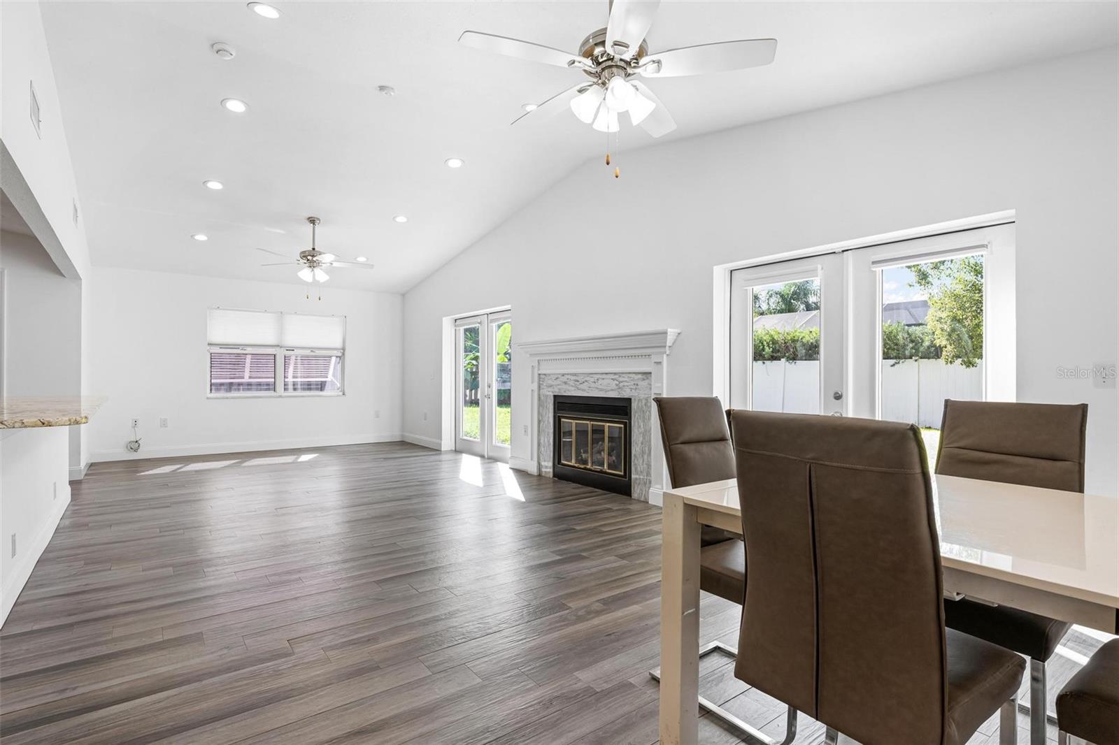 Image 4 of 24 For 6315 4th Avenue Nw