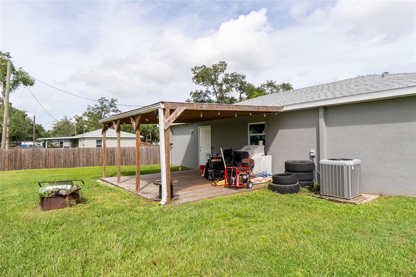 Image 25 of 38 For 1833 Se Tangelo Dr