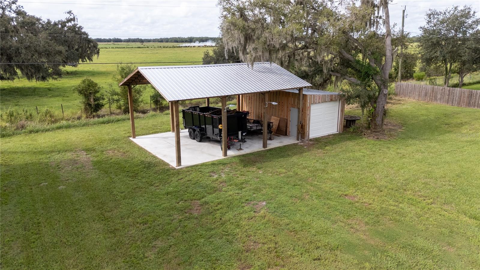 Image 4 of 38 For 1833 Se Tangelo Dr