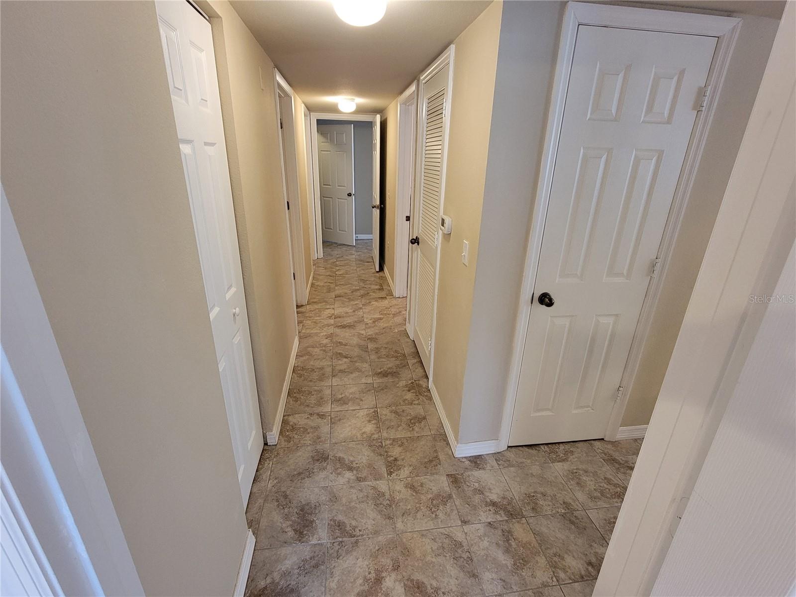 Image 17 of 52 For 1130 Villagio Circle 101