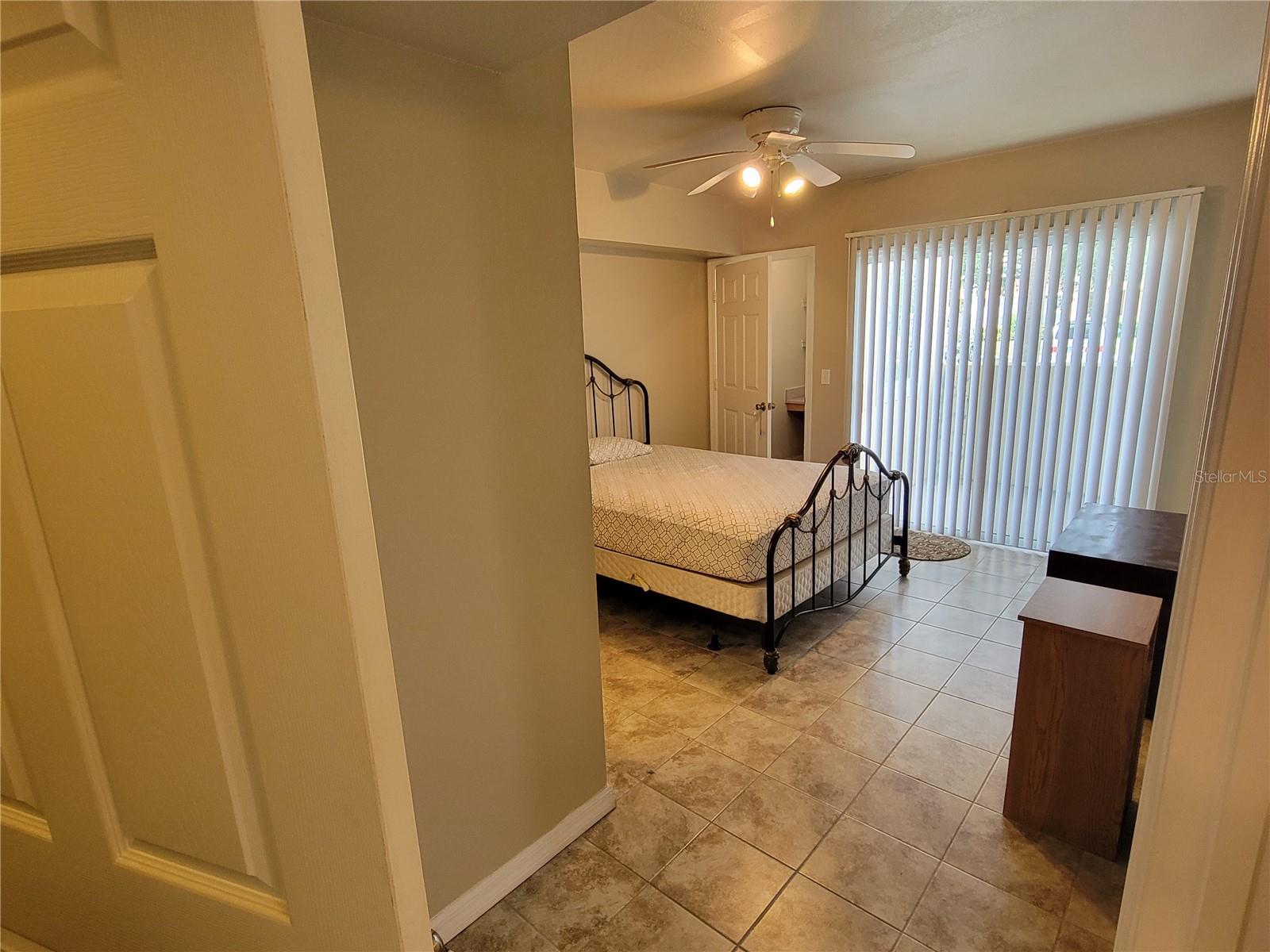 Image 23 of 52 For 1130 Villagio Circle 101