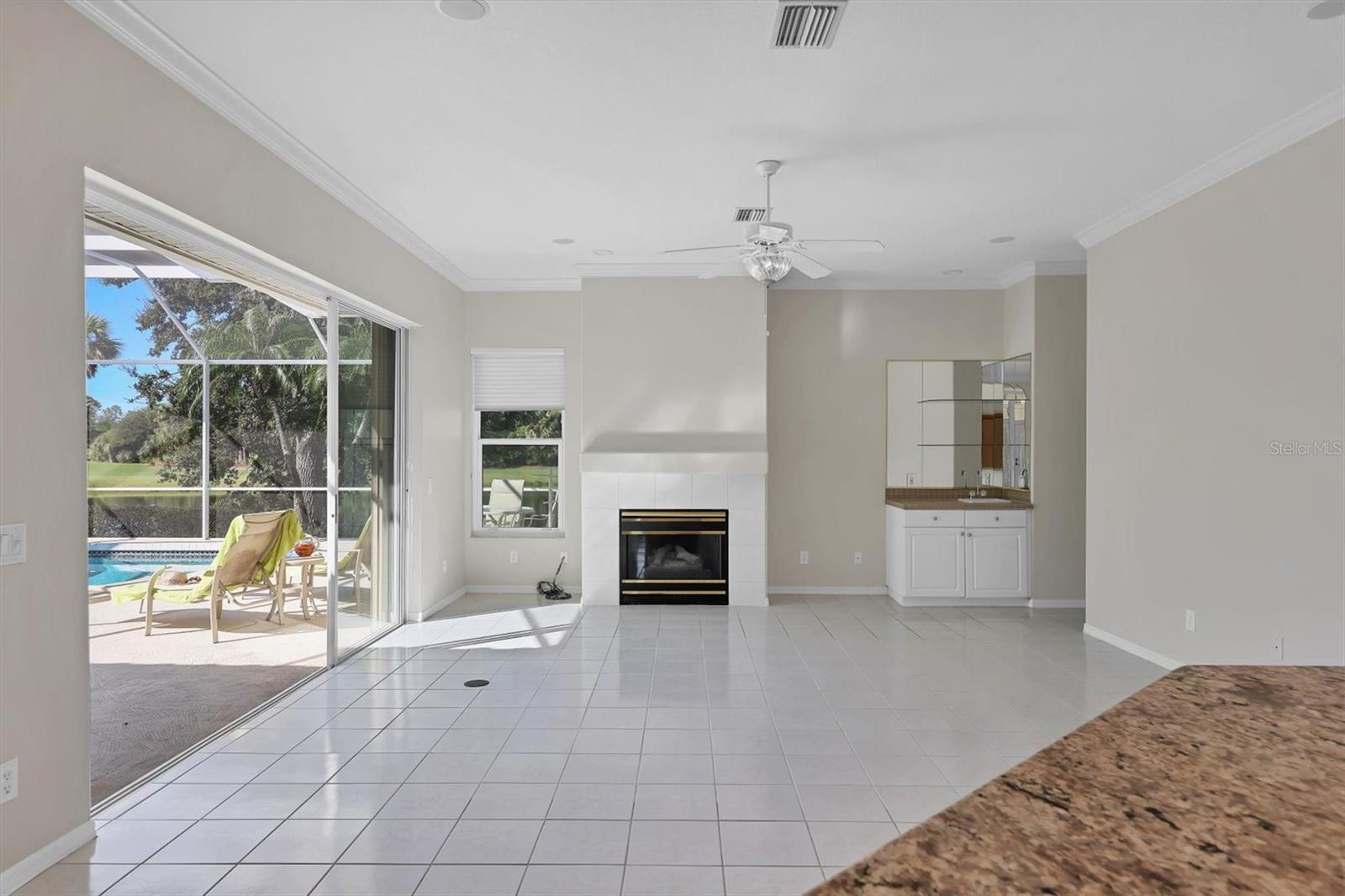 Image 14 of 61 For 8708 Grey Oaks Avenue