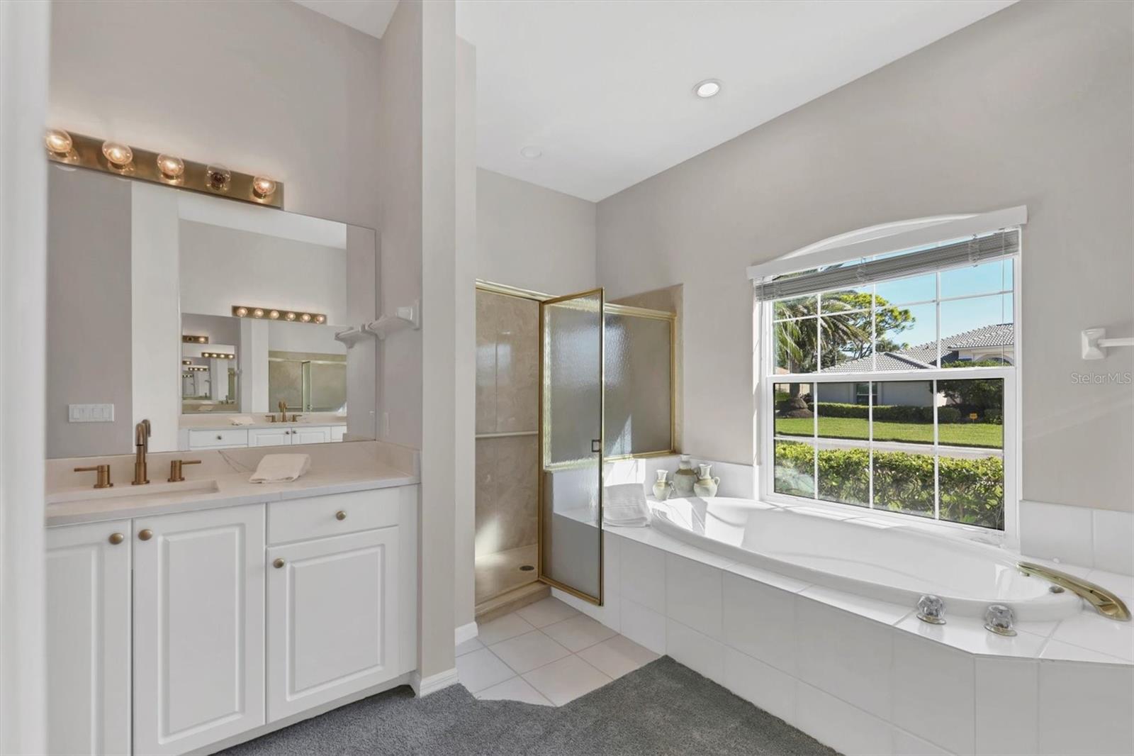 Image 20 of 61 For 8708 Grey Oaks Avenue
