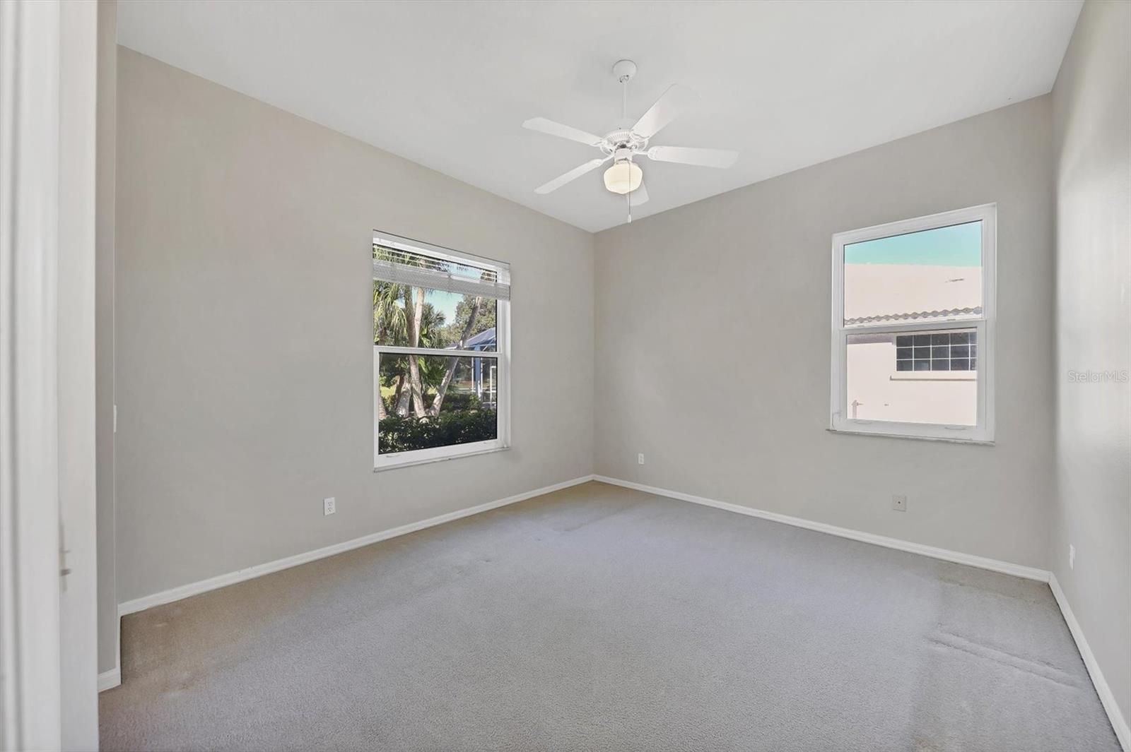 Image 22 of 61 For 8708 Grey Oaks Avenue